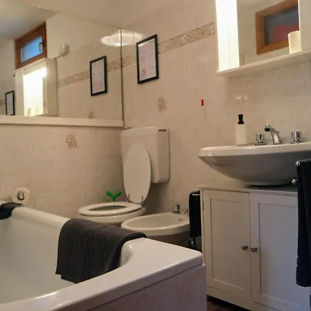 Casa Joly, La Casetta Tra I Tre Laghi Carlazzo